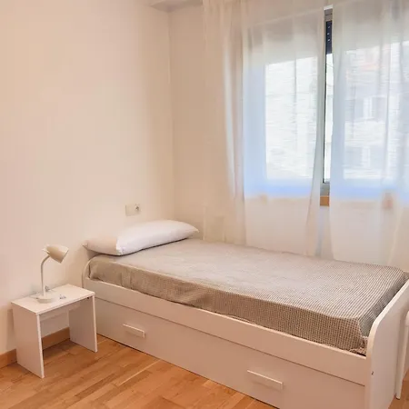 Siete Olas Apartman *